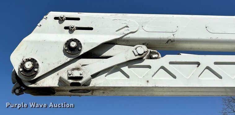 image for item EK2765 2012 International MA025 bucket truck