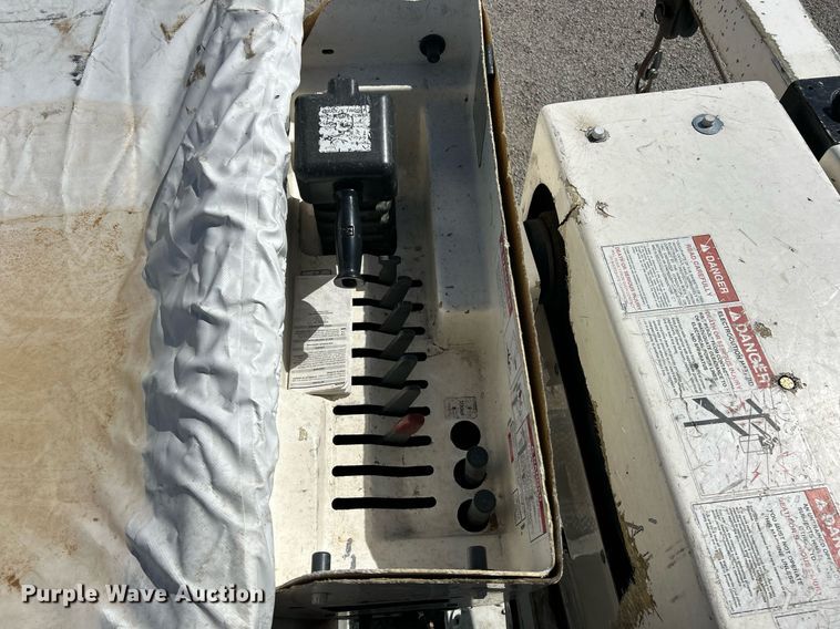 image for item EK2765 2012 International MA025 bucket truck