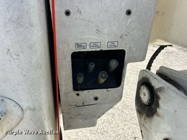 image for item EK2765 2012 International MA025 bucket truck