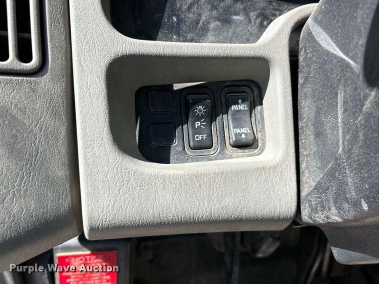 image for item EK2765 2012 International MA025 bucket truck