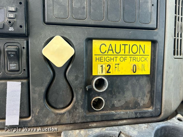 image for item EK2765 2012 International MA025 bucket truck