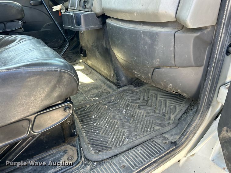 image for item EK2765 2012 International MA025 bucket truck