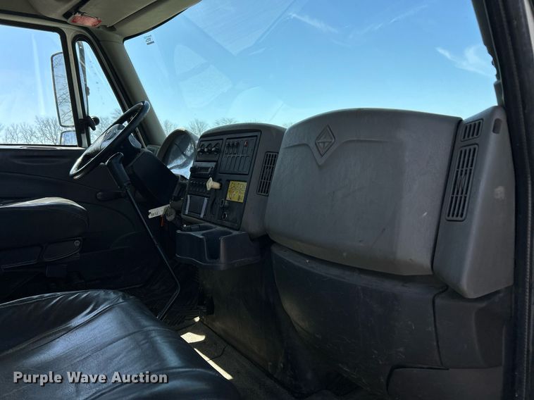 image for item EK2765 2012 International MA025 bucket truck