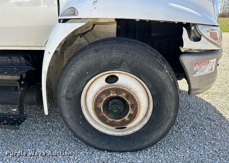 image for item EK2765 2012 International MA025 bucket truck