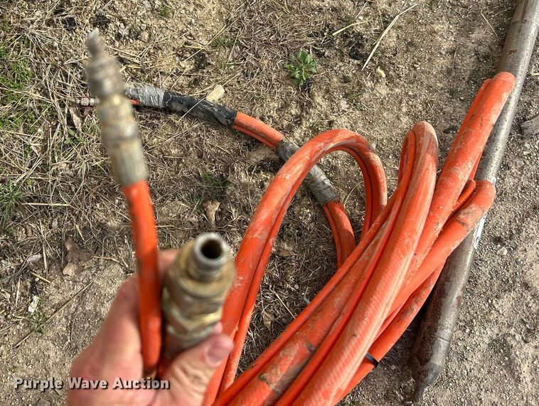 image for item EK2766 Ditch Witch pneumatic piercing mole 