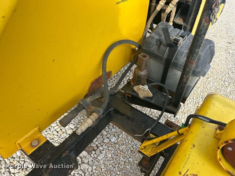 image for item EK2767 Spin Doctor Valve&Vac vacuum excavator