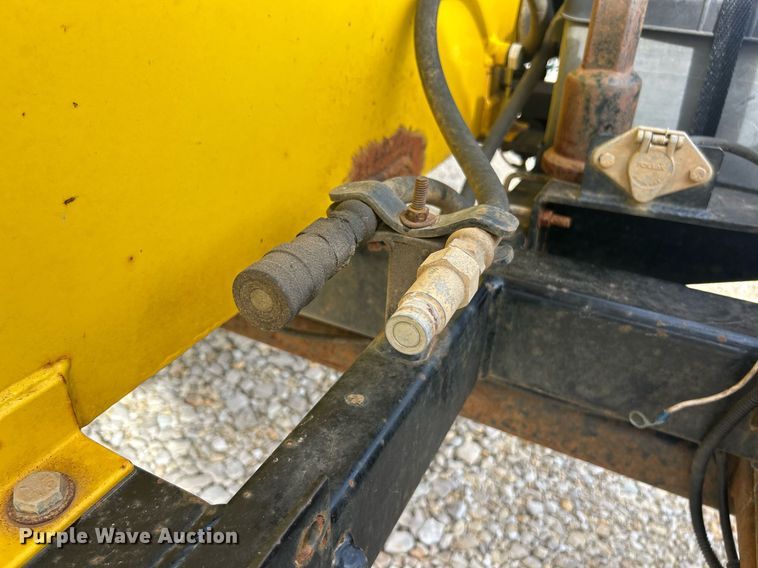 image for item EK2767 Spin Doctor Valve&Vac vacuum excavator