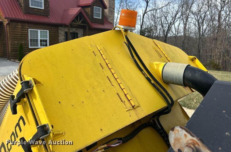 image for item EK2767 Spin Doctor Valve&Vac vacuum excavator