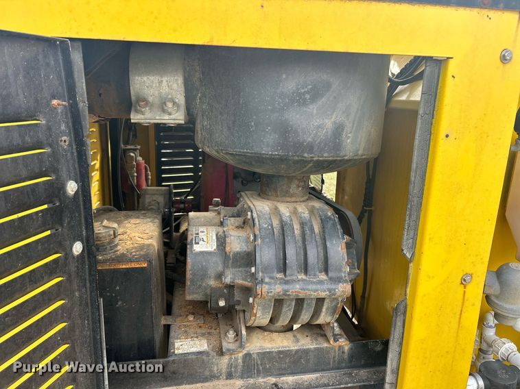 image for item EK2767 Spin Doctor Valve&Vac vacuum excavator