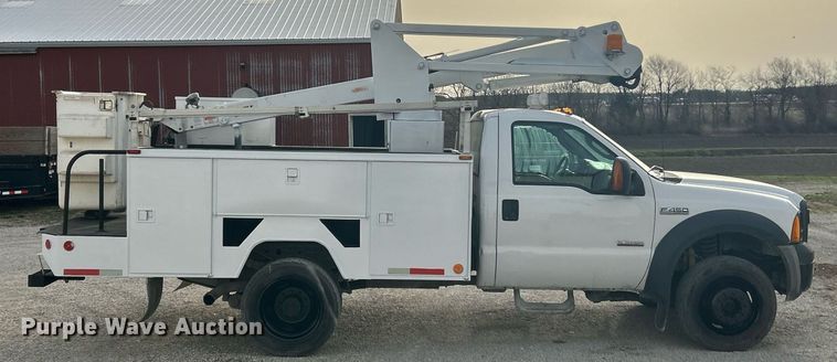image for item EK2768 2007 Ford F450 Super Duty XL bucket truck