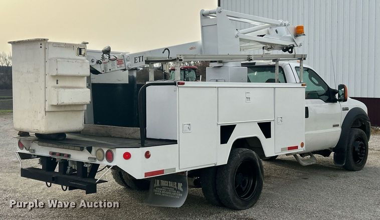 image for item EK2768 2007 Ford F450 Super Duty XL bucket truck