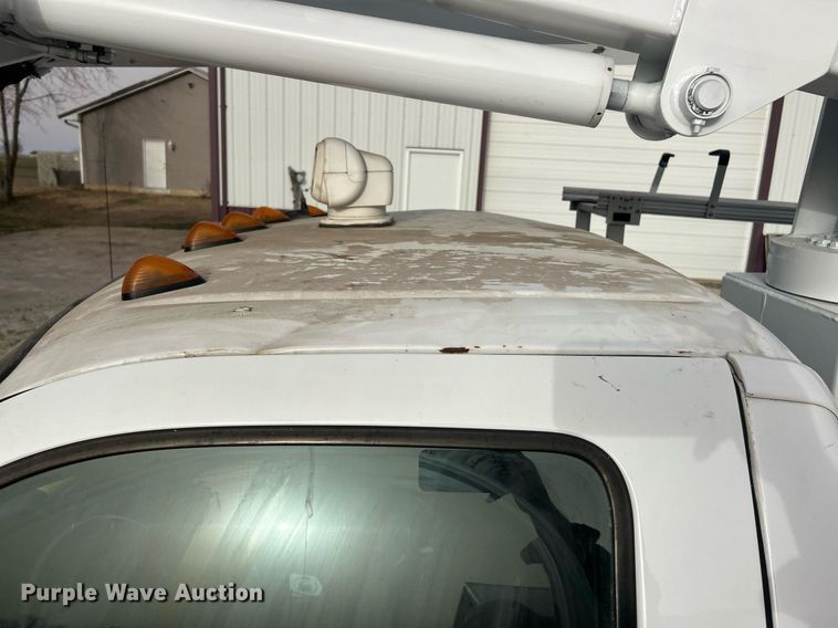 image for item EK2768 2007 Ford F450 Super Duty XL bucket truck