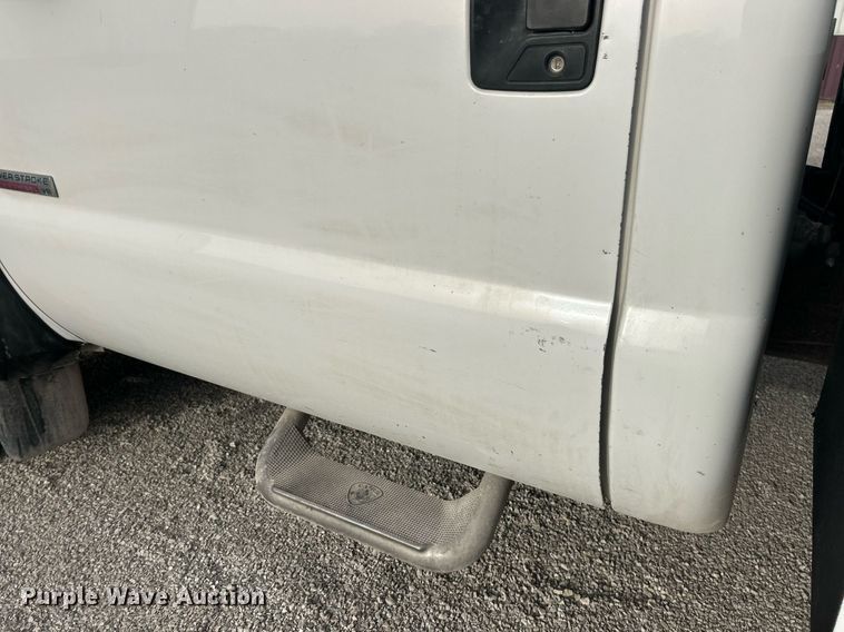 image for item EK2768 2007 Ford F450 Super Duty XL bucket truck
