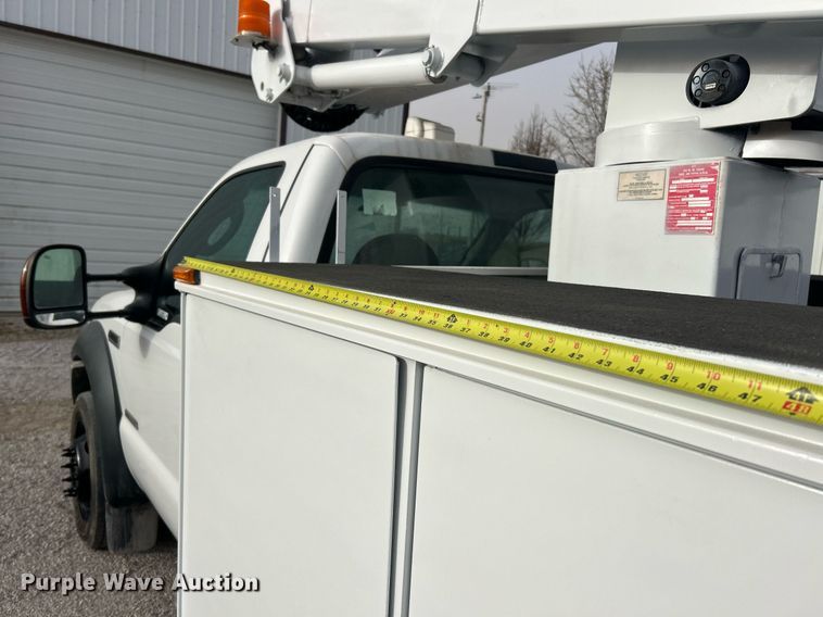 image for item EK2768 2007 Ford F450 Super Duty XL bucket truck