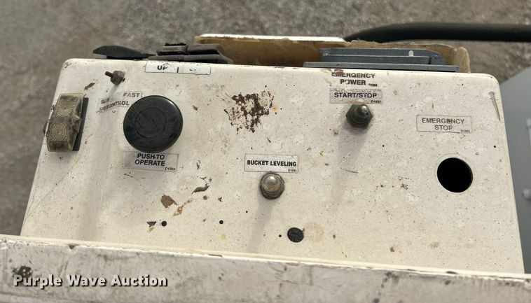 image for item EK2768 2007 Ford F450 Super Duty XL bucket truck