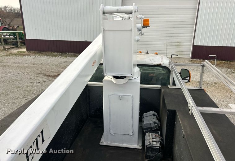 image for item EK2768 2007 Ford F450 Super Duty XL bucket truck