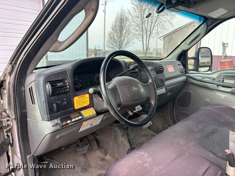 image for item EK2768 2007 Ford F450 Super Duty XL bucket truck