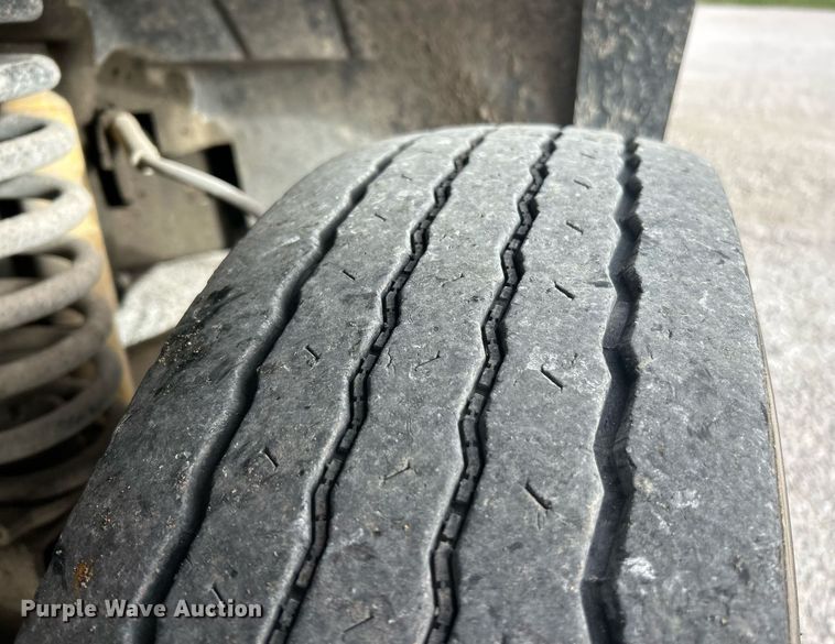 image for item EK2768 2007 Ford F450 Super Duty XL bucket truck