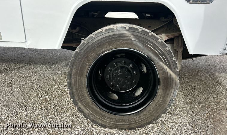 image for item EK2768 2007 Ford F450 Super Duty XL bucket truck