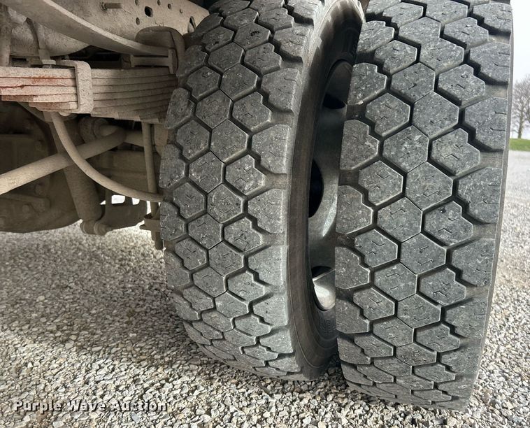 image for item EK2768 2007 Ford F450 Super Duty XL bucket truck