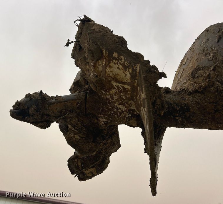 image for item EK2769 1994 International 4900 digger derrick truck