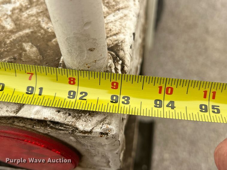 image for item EK2769 1994 International 4900 digger derrick truck