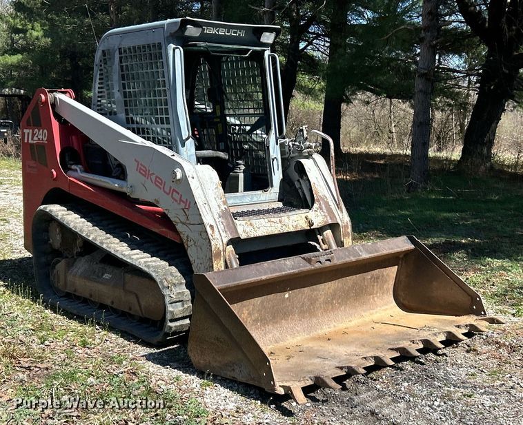 image for item EK2772 2008 Takeuchi TL240 tracked skid steer loader