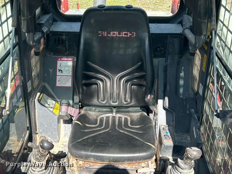 image for item EK2772 2008 Takeuchi TL240 tracked skid steer loader