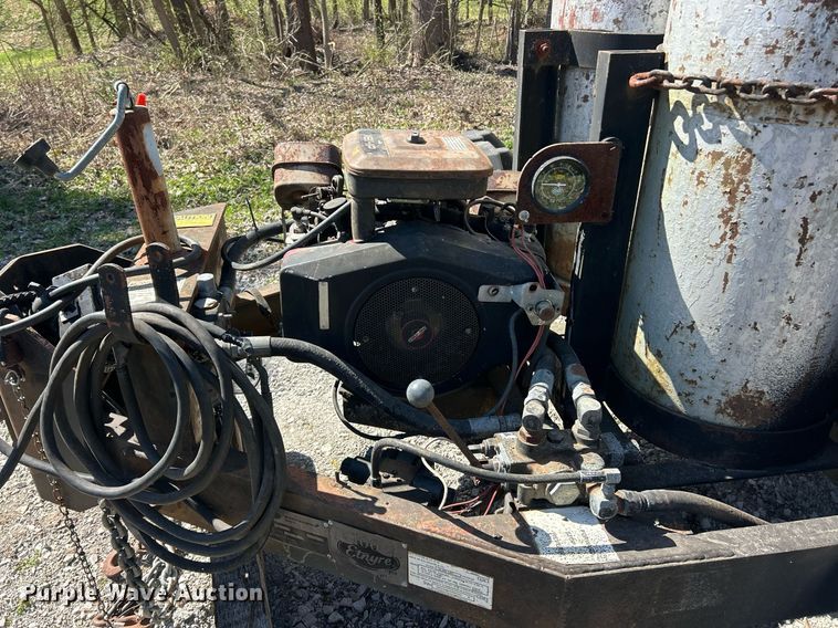 image for item EK2773 1999 Etnyre Maintenance Unit oil distributor trailer