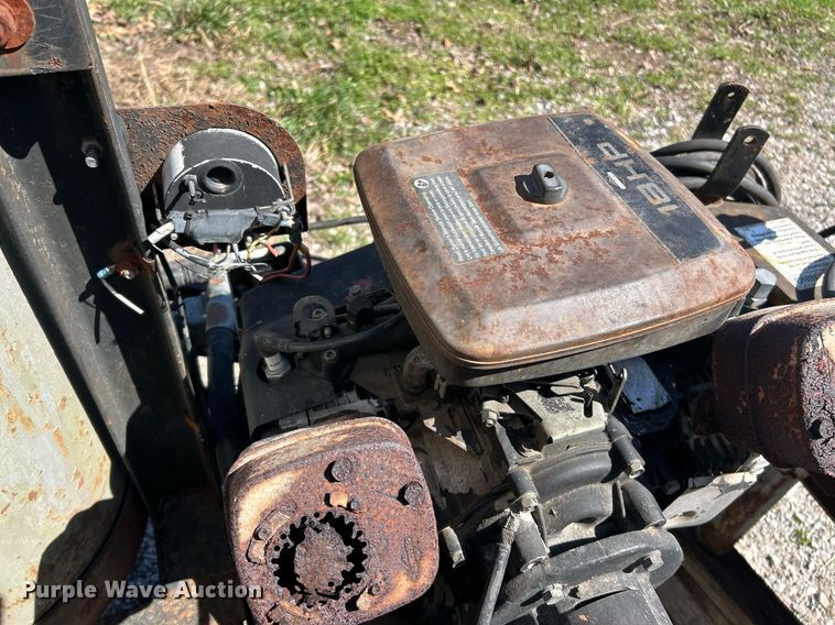 image for item EK2773 1999 Etnyre Maintenance Unit oil distributor trailer