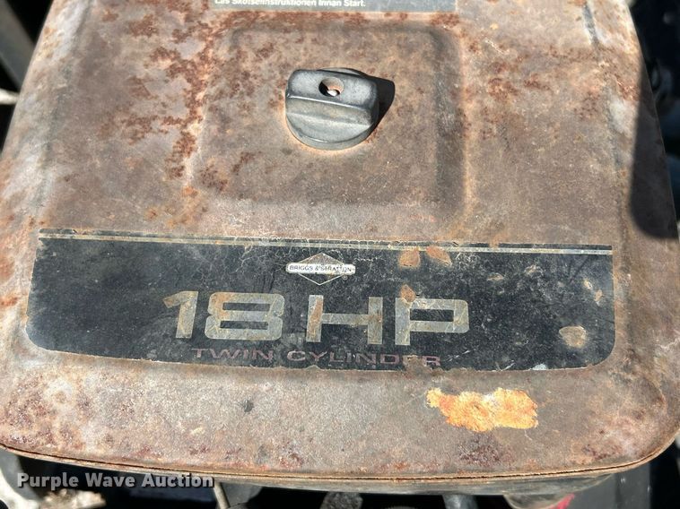 image for item EK2773 1999 Etnyre Maintenance Unit oil distributor trailer