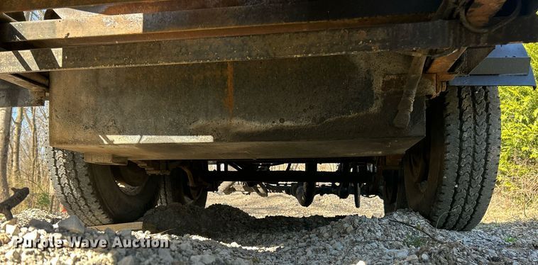 image for item EK2773 1999 Etnyre Maintenance Unit oil distributor trailer