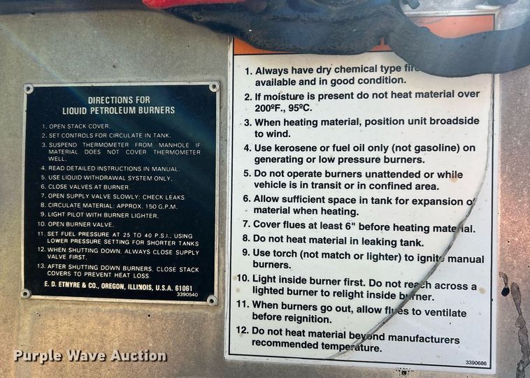 image for item EK2773 1999 Etnyre Maintenance Unit oil distributor trailer