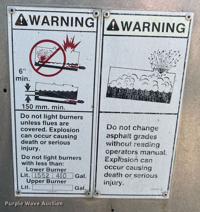 image for item EK2773 1999 Etnyre Maintenance Unit oil distributor trailer