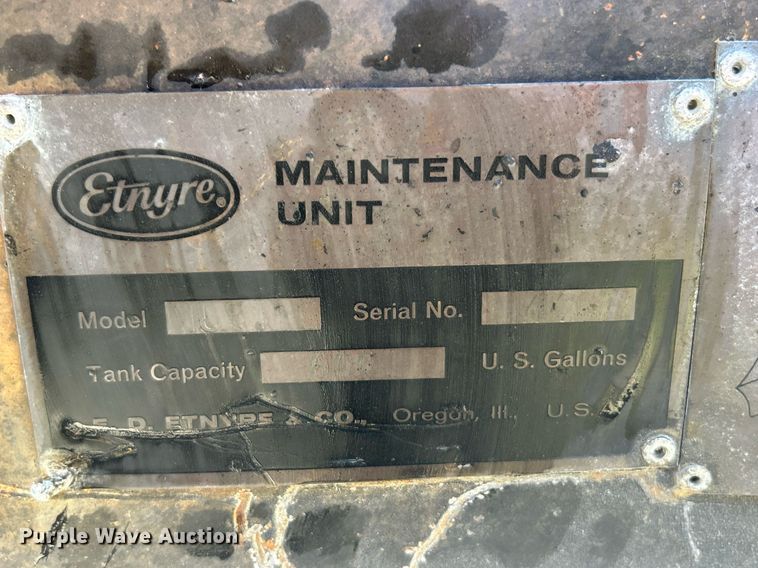 image for item EK2773 1999 Etnyre Maintenance Unit oil distributor trailer