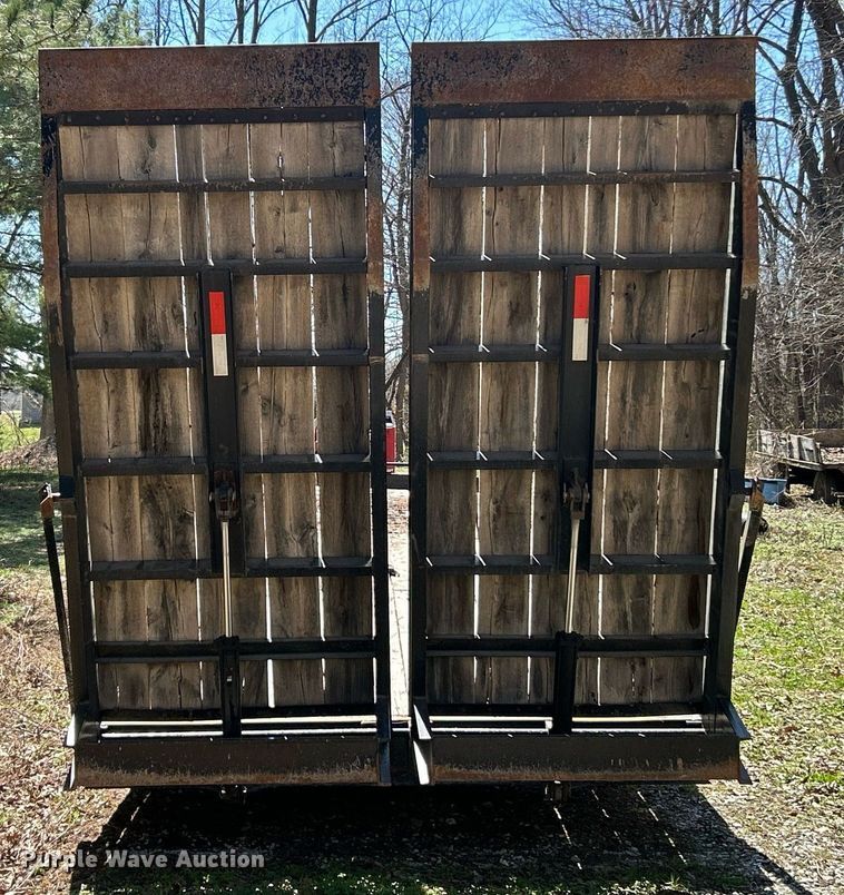 image for item EK2774 2017 Kaufman equipment trailer