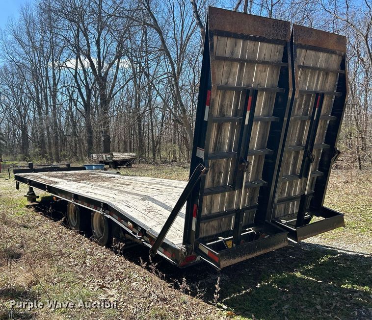 image for item EK2774 2017 Kaufman equipment trailer