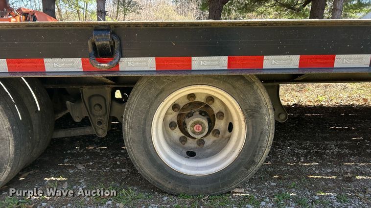 image for item EK2774 2017 Kaufman equipment trailer