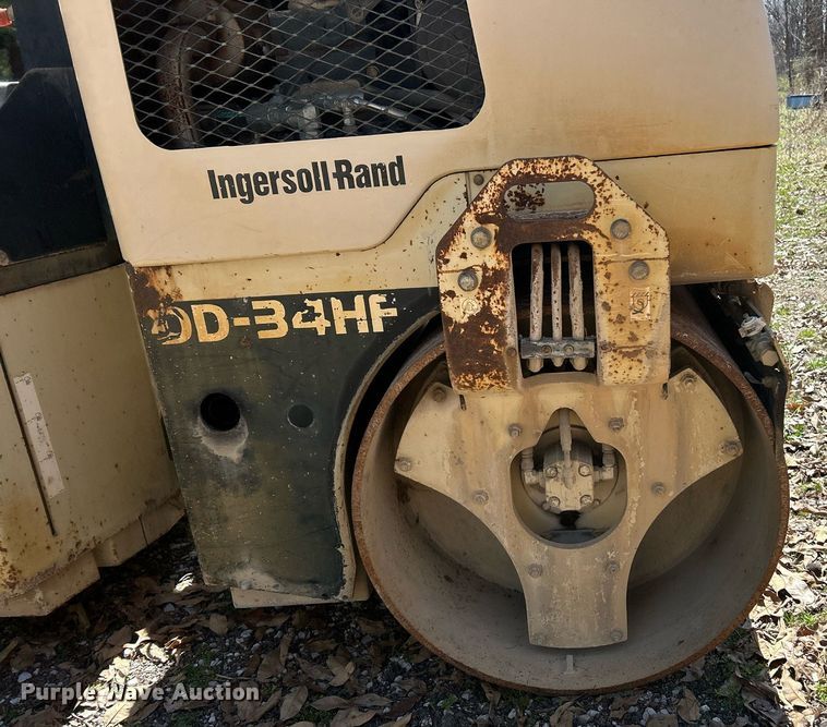 image for item EK2776 2001 Ingersoll Rand DD34HF double drum vibratory roller