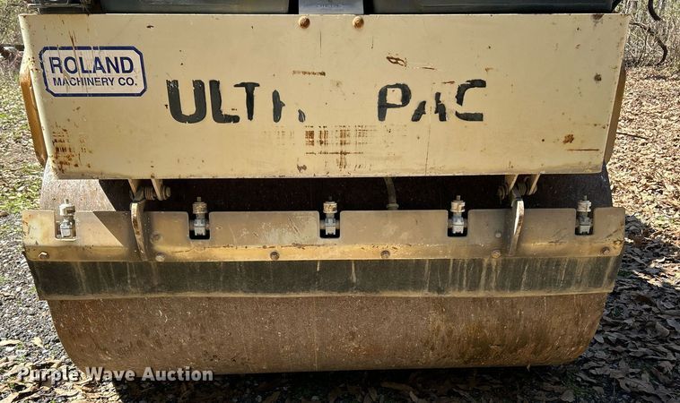 image for item EK2776 2001 Ingersoll Rand DD34HF double drum vibratory roller