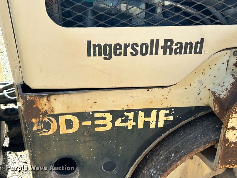 image for item EK2776 2001 Ingersoll Rand DD34HF double drum vibratory roller