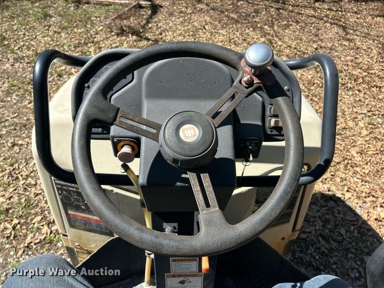 image for item EK2776 2001 Ingersoll Rand DD34HF double drum vibratory roller