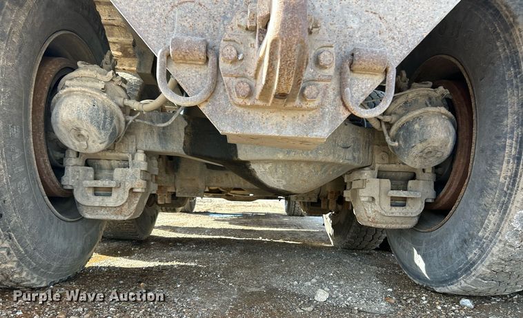 image for item EK2789 2006 Mack Granite dump truck