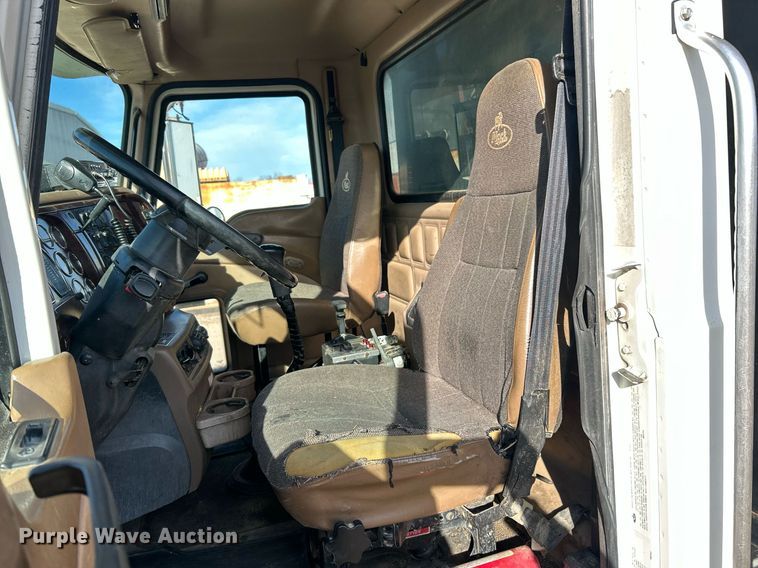 image for item EK2789 2006 Mack Granite dump truck