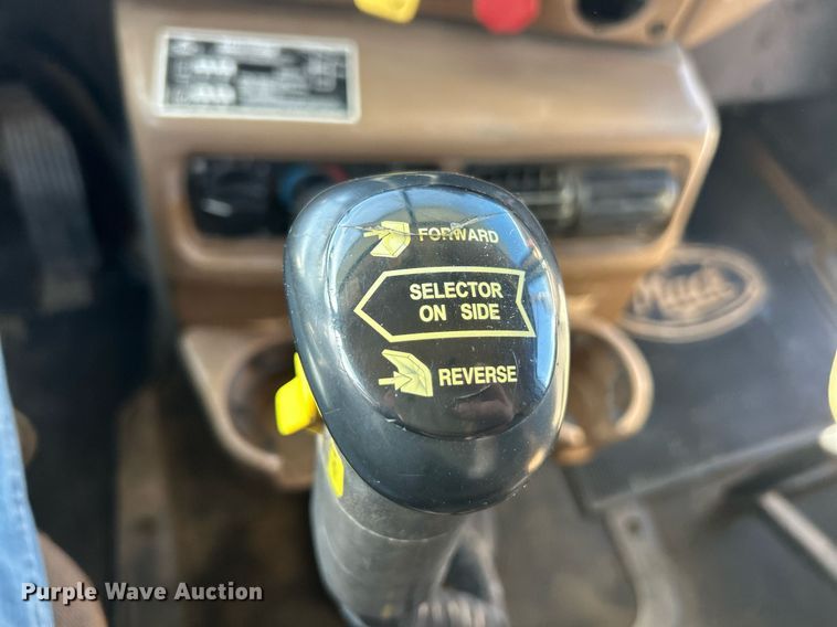 image for item EK2789 2006 Mack Granite dump truck