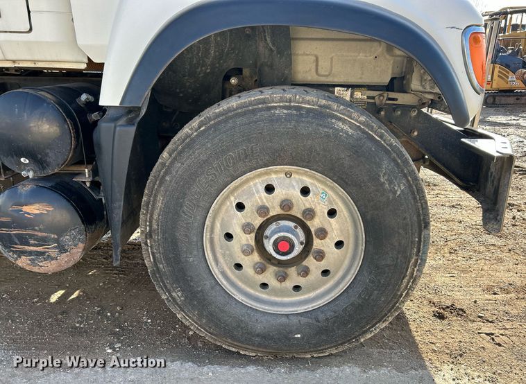 image for item EK2789 2006 Mack Granite dump truck