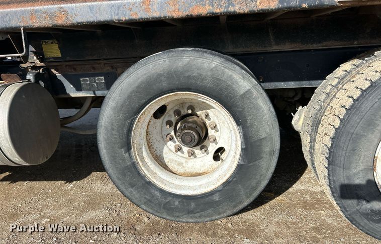 image for item EK2789 2006 Mack Granite dump truck