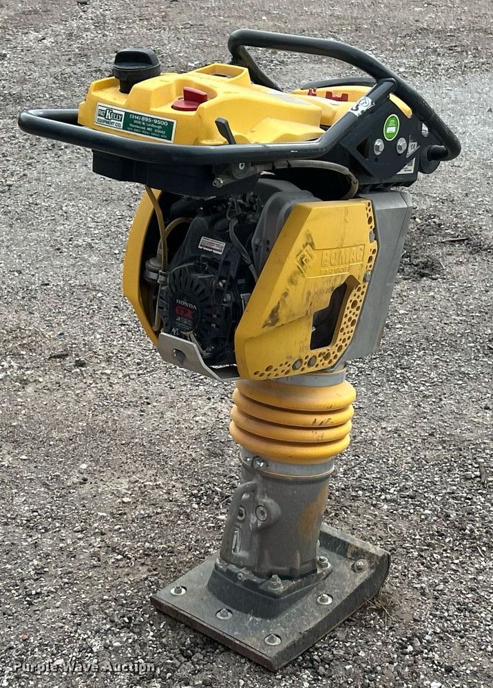 image for item EK2795 2019 Bomag BT65 plate compactor