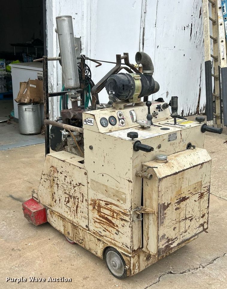 image for item EK2796 Edge SS 35-35W concrete saw