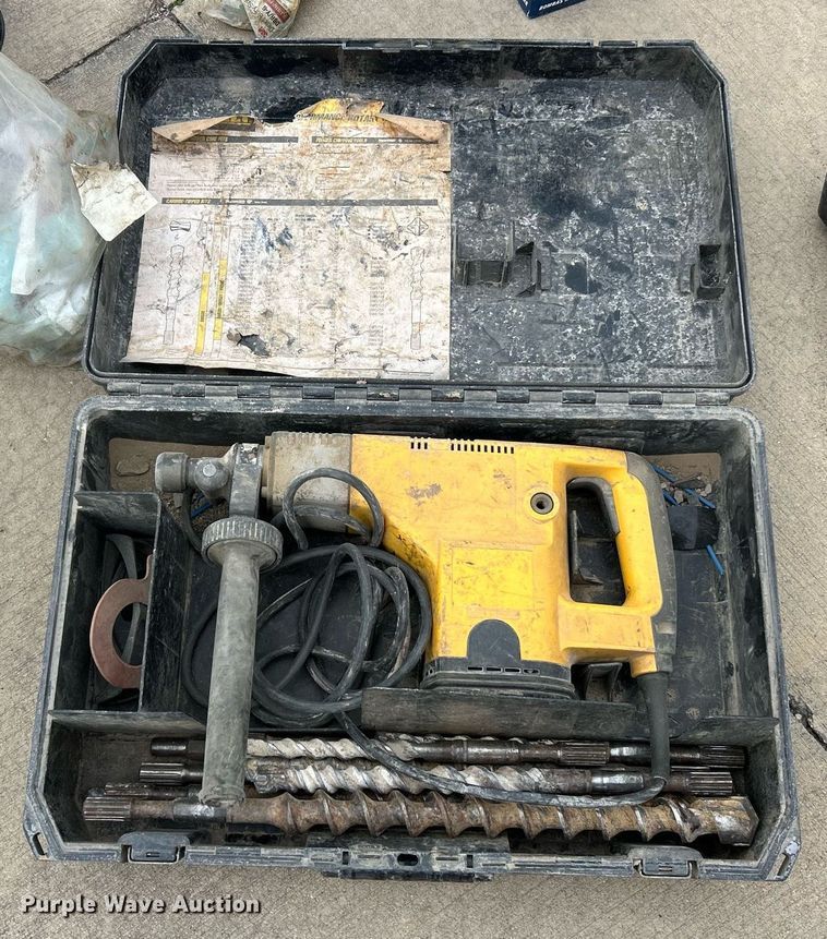 image for item EK2798 Tools